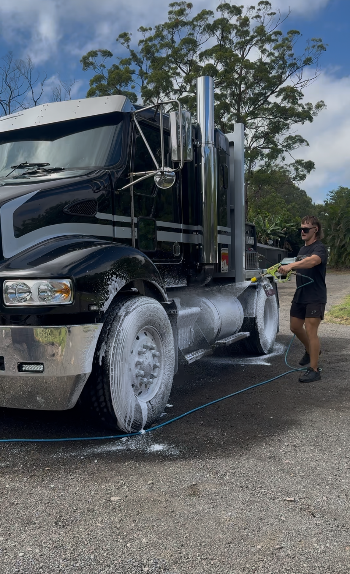 Off Its Head T Shirts